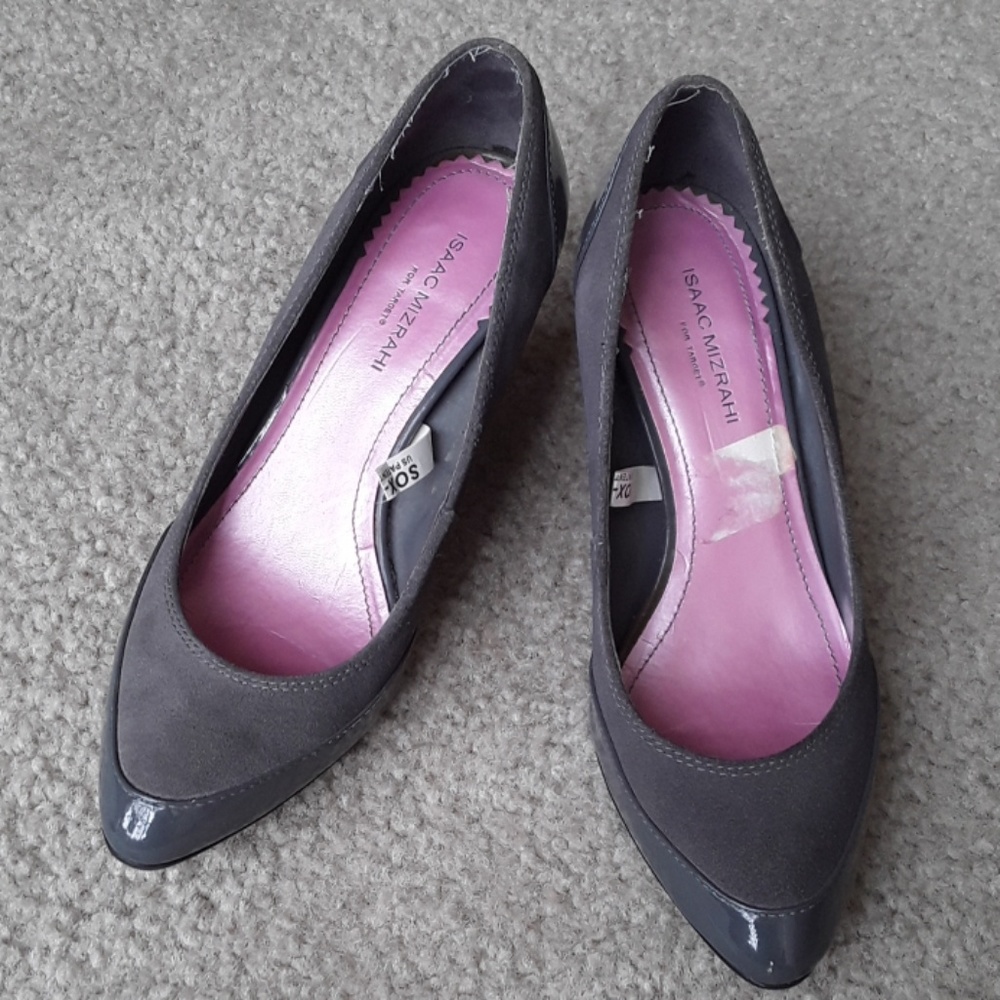 ❤️Isaac Mizrahi Gray Pumps